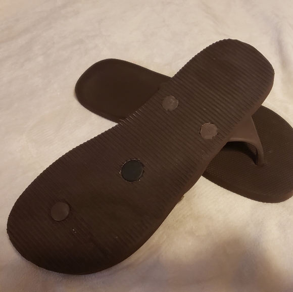 Plugs flip flops - Picture 2 of 3